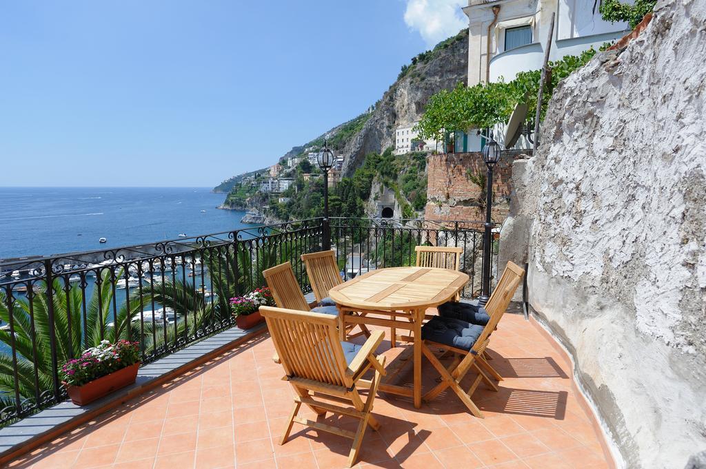 Afrodite Apartment